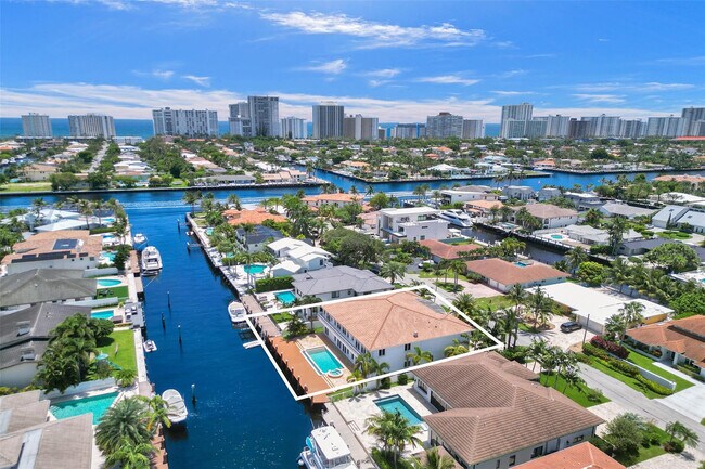 Photo - 3061 NE 43rd St