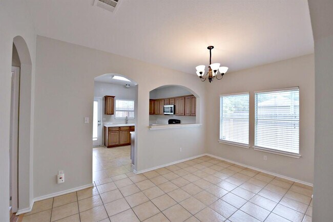 Photo - 2106 Charlotte Estates Dr