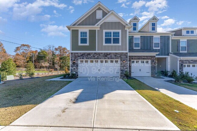 Photo - 2034 Highland Park Dr