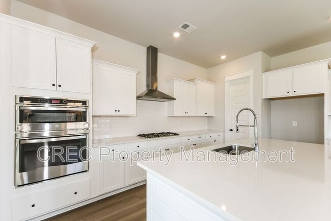 Photo - 1205 Carnes Xing Blvd