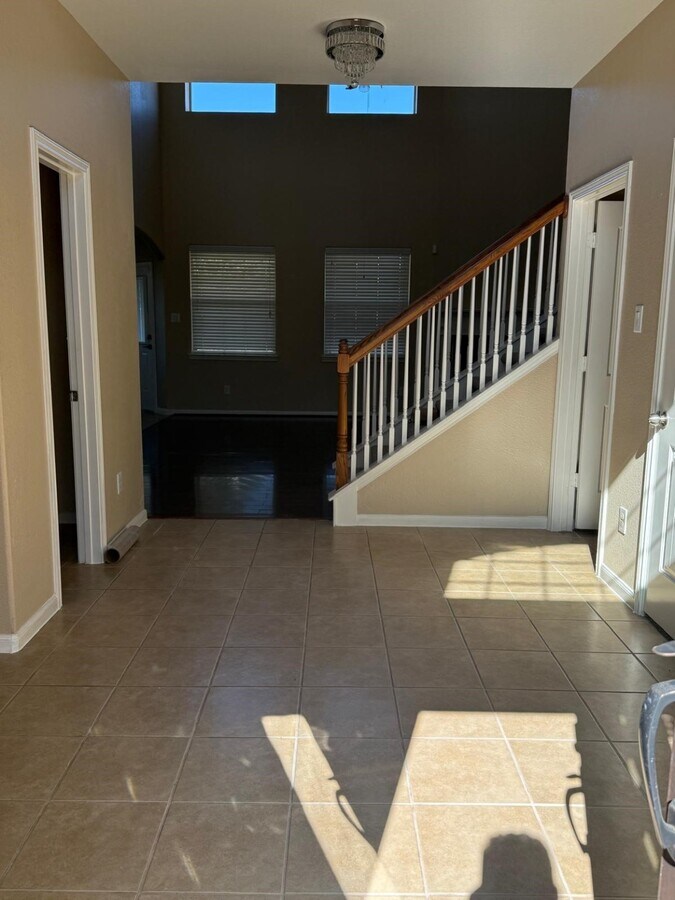 Photo - 7507 Crescent Lake Ct