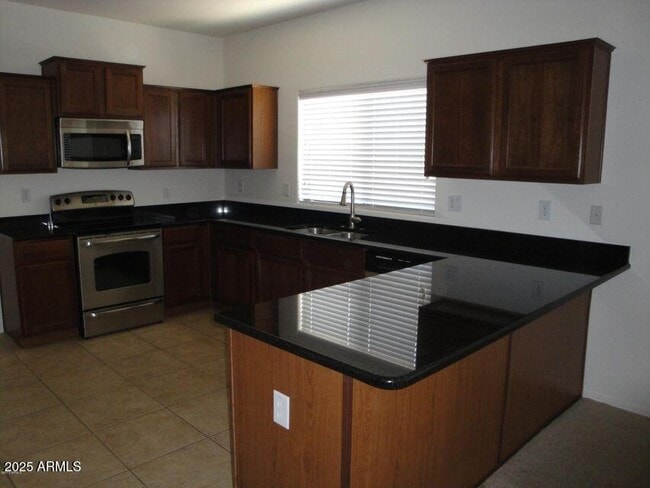 Photo - 37128 W Mondragone Ln