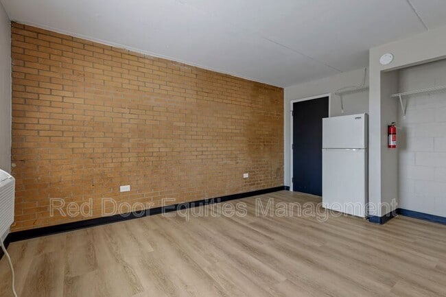 Photo - 425 Mt Vernon Rd