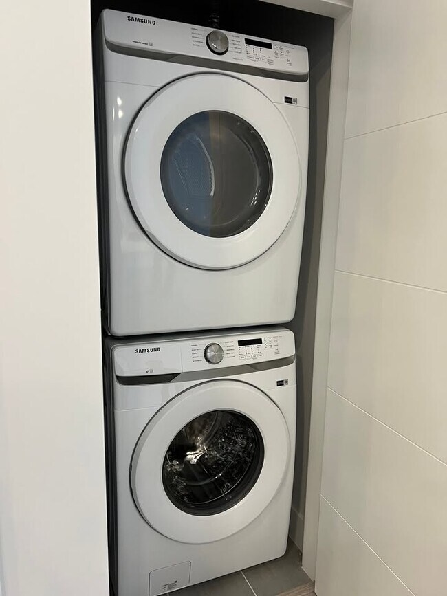 Photo - 20360 Logan Ave