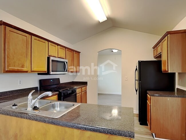 Photo - 70 Camden Way