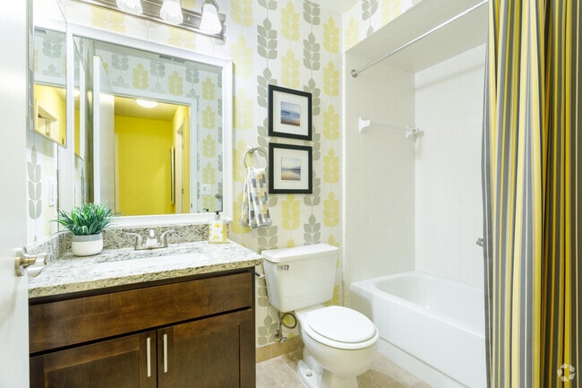 1 BR, 1 BA - Philadelphia, 745 SF