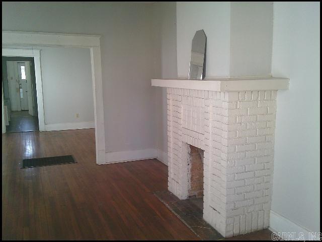 Photo - 1515 Wolfe St