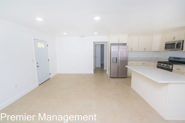 Photo - 605-609 Prescott Ave Unit 605 Prescott Front House