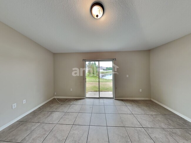 Photo - 10504 Fuzzy Cattail St
