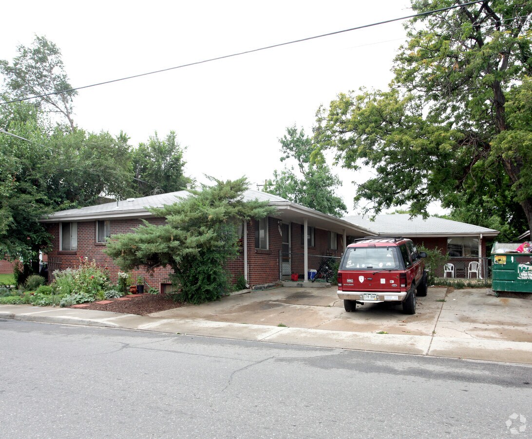 Photo - 5565-6571 S Delaware St