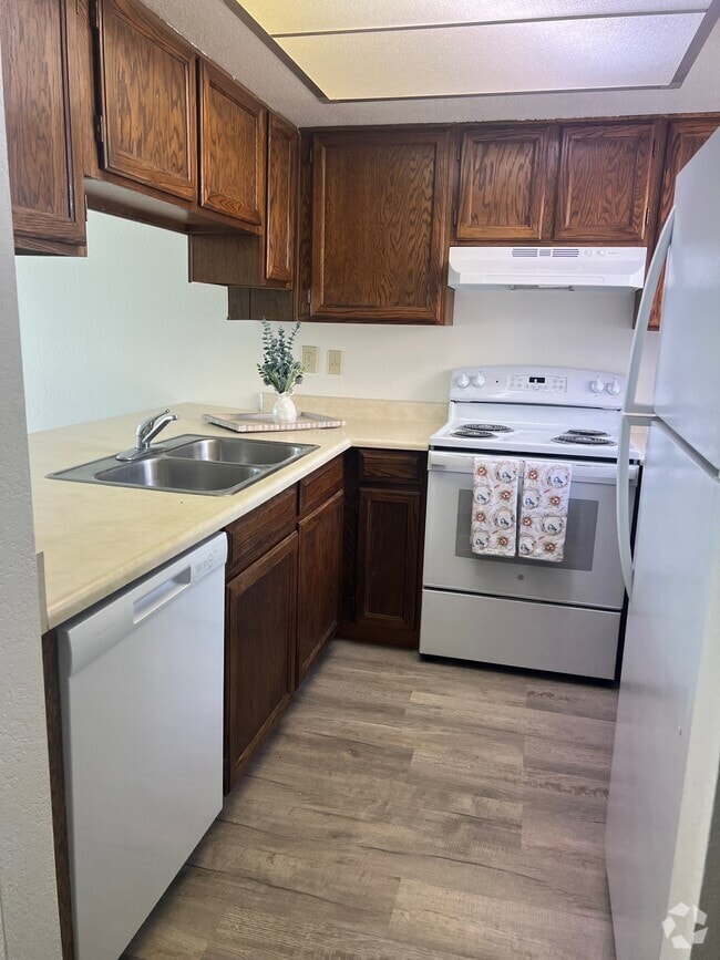 Building Photo - 8257 W Santa Cruz Blvd Unit 2 Rental