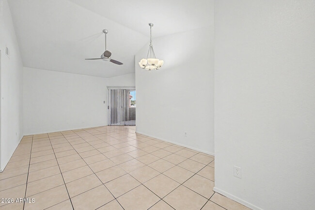 Photo - 1402 S Jentilly Ln Unit 205