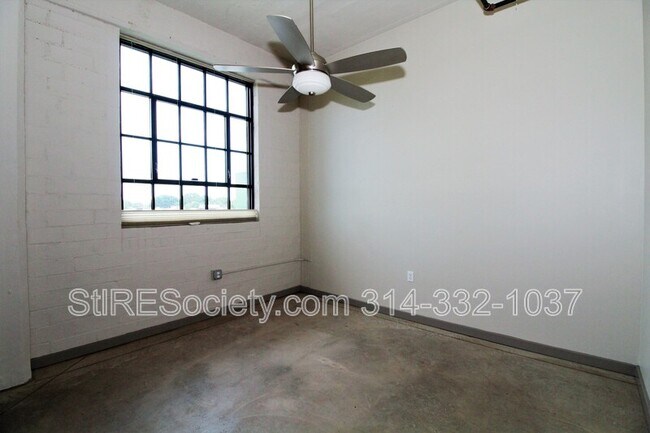 Photo - 8125 Michigan Ave Unit #204