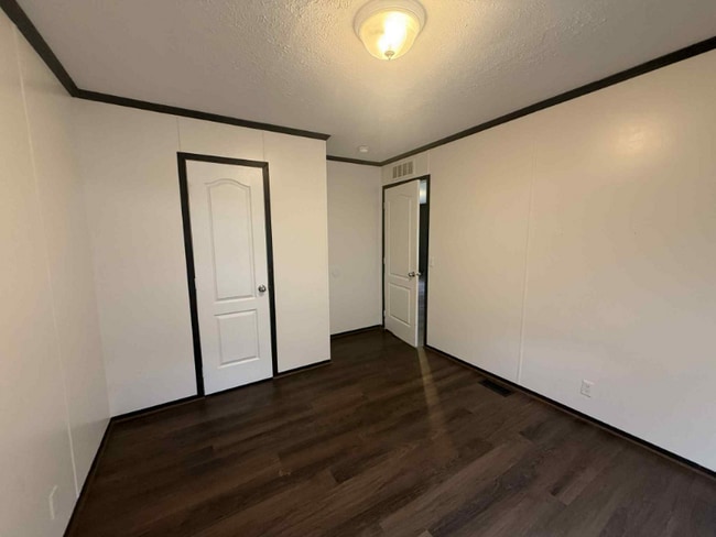 Photo - 1236 N Oaklane Rd