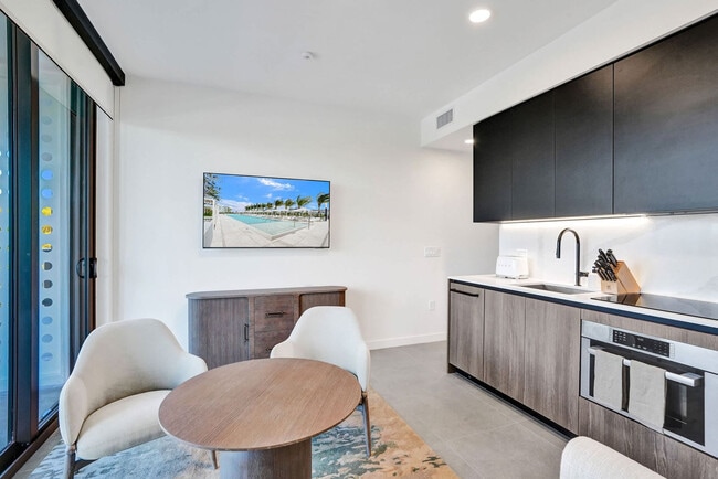 580 72nd St Unit SI ID1263798P