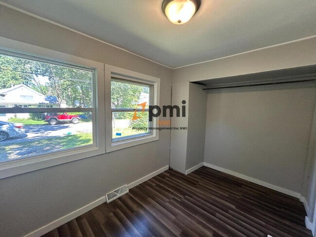 Photo - 14725 Bryan St