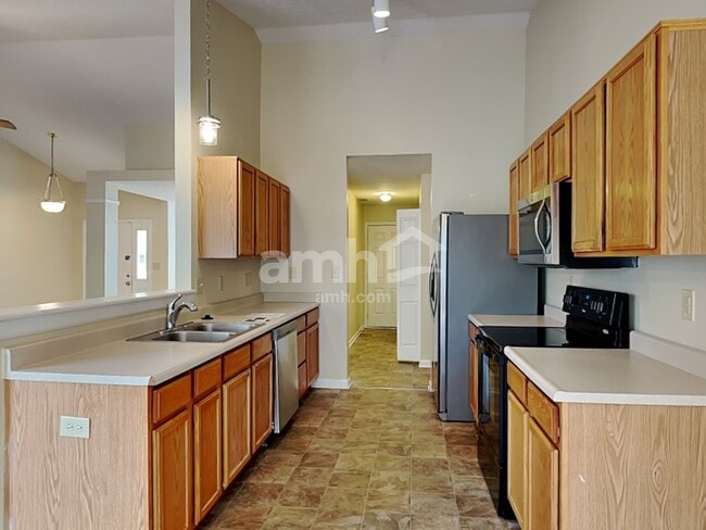 Photo - 17023 Puntledge Dr