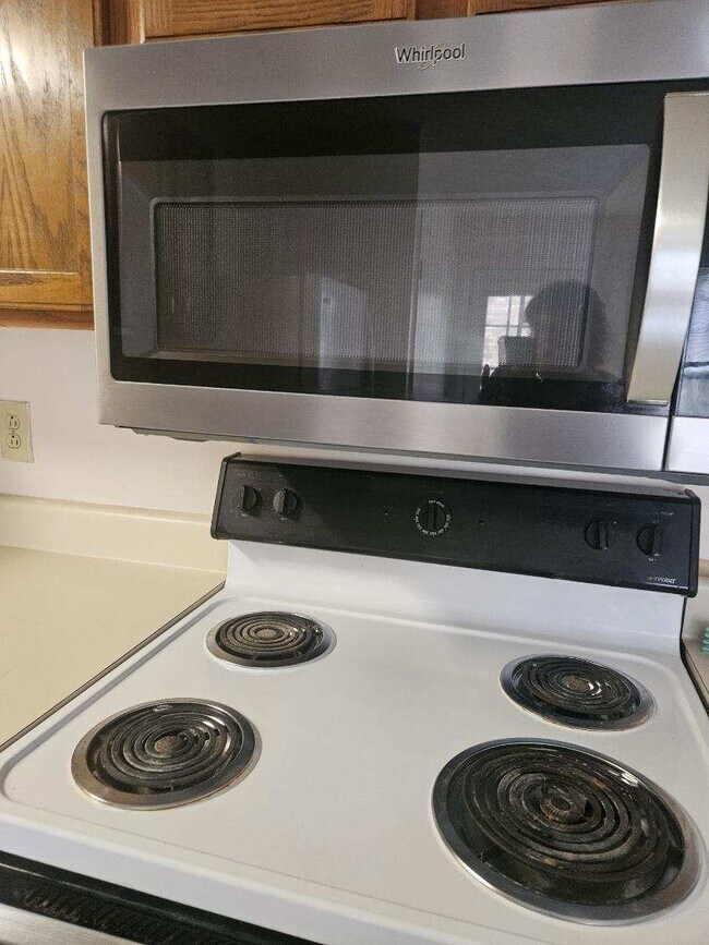2304 Raleigh Ct