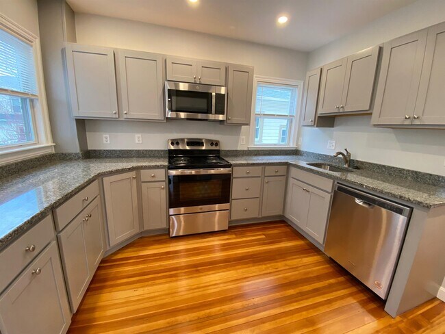 Photo - 10 Trapelo Rd Unit 5
