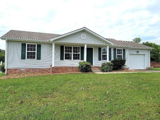 Building Photo - 3 Bedroom 2 Bathroom home!!
