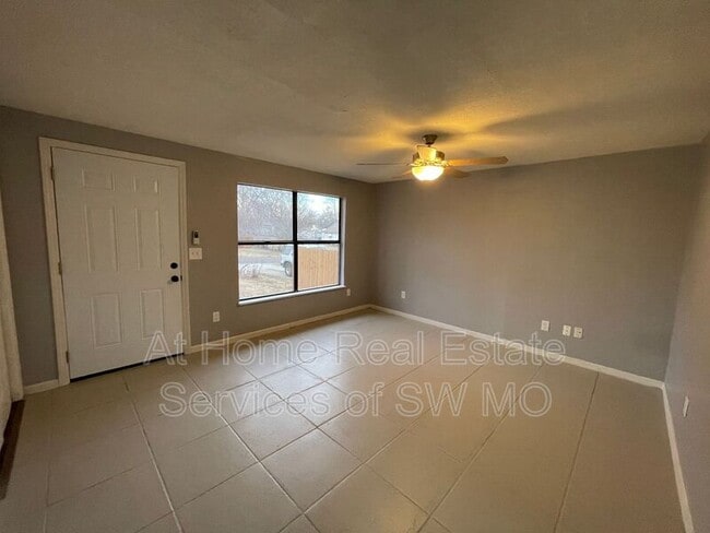 Photo - 2826 W Olive St