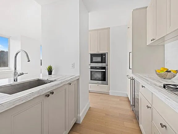 Photo - 389 E 89th St Unidad 25C