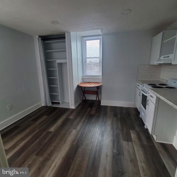 Photo - 303 Chestnut St