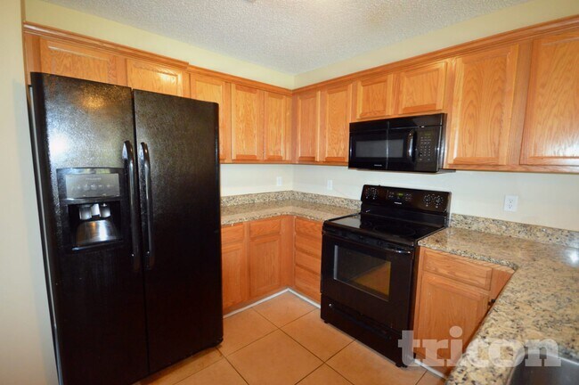 Photo - 4136 Red Shed Ln