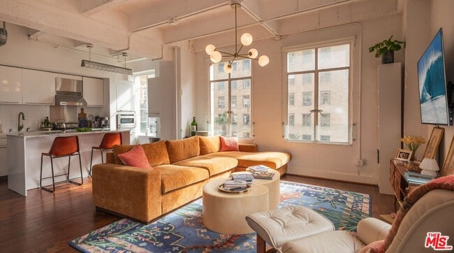 Photo - 6253 Hollywood Blvd Unidad 402