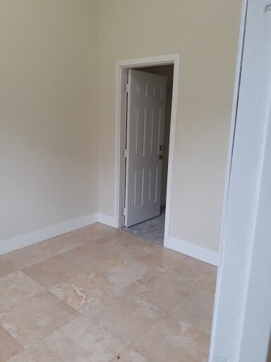 873 F Rd