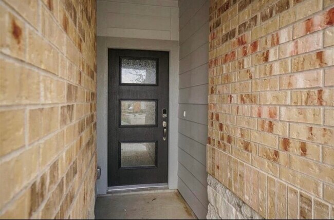 Photo - 21607 Blue Sapphire Ct