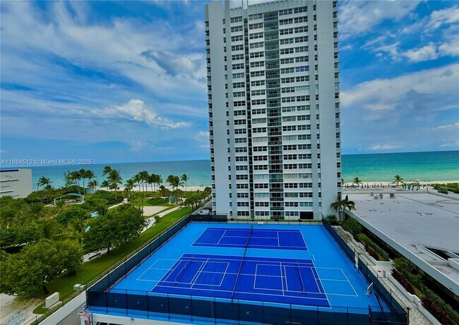 Building Photo - 1880 S Ocean Dr Unit 807 Rental
