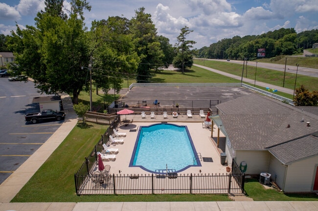 Riverbend Apartments