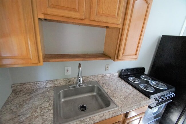 Photo - 30 Coburn St Unit 3
