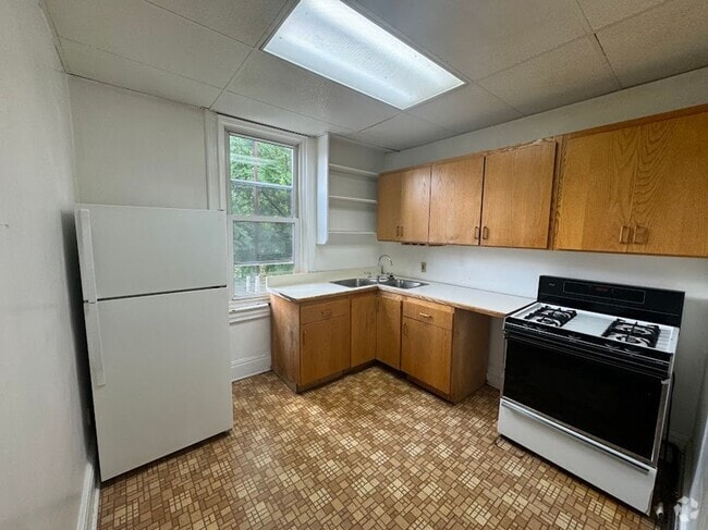 Building Photo - 5526 Howe St Unit 3rd Floor Rental