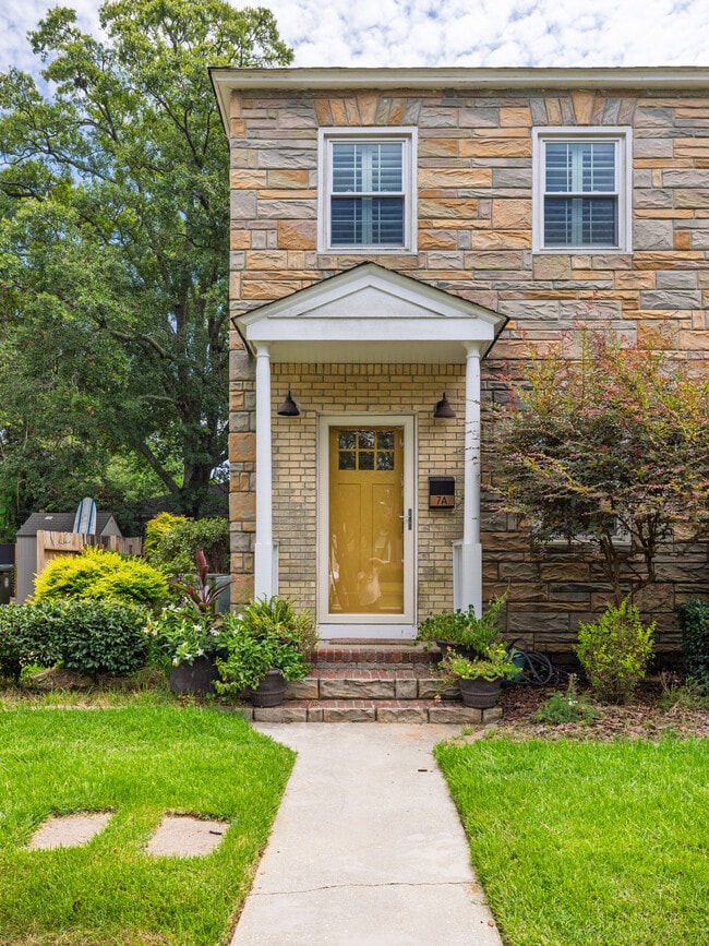 7 Chadwick Dr