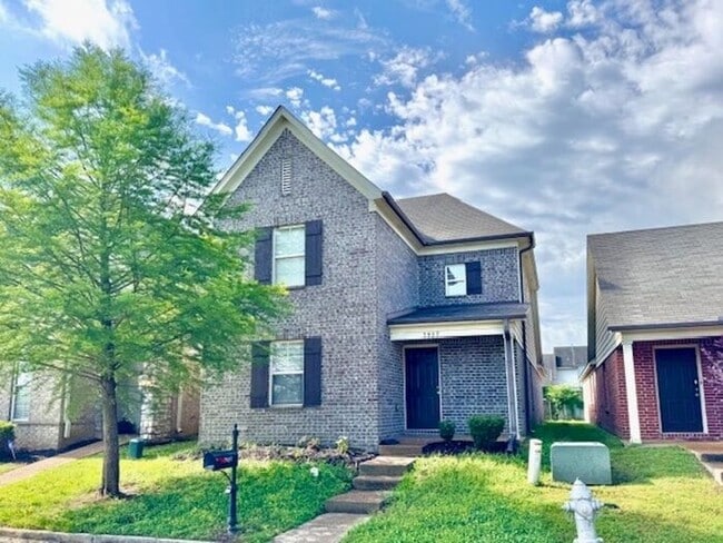 Available Now! 3-bedroom 2 bath home in So... - Available Now! 3-bedroom 2 bath home in So...