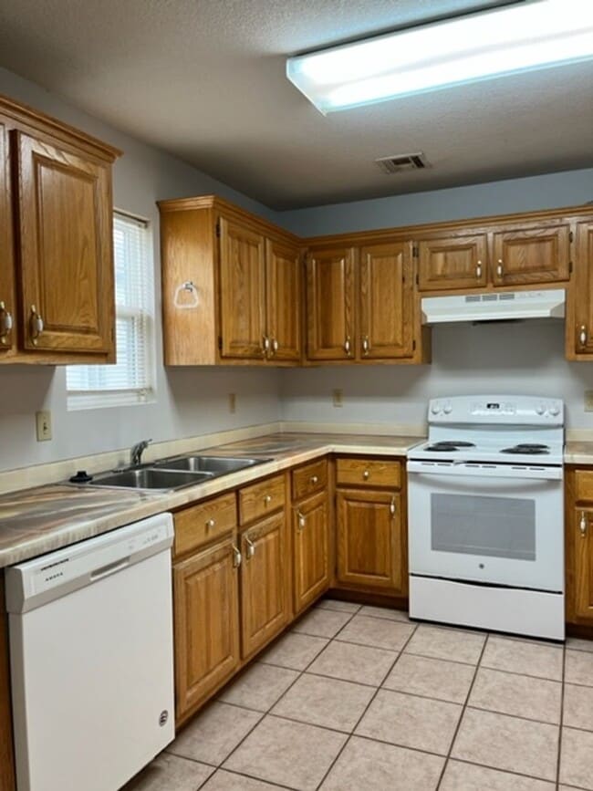 Photo - 2 Bedroom 1 Bathroom House