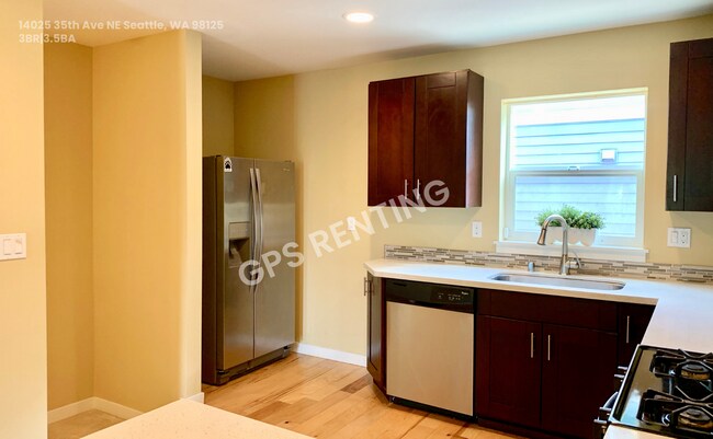 Photo - 14025 35th Ave NE
