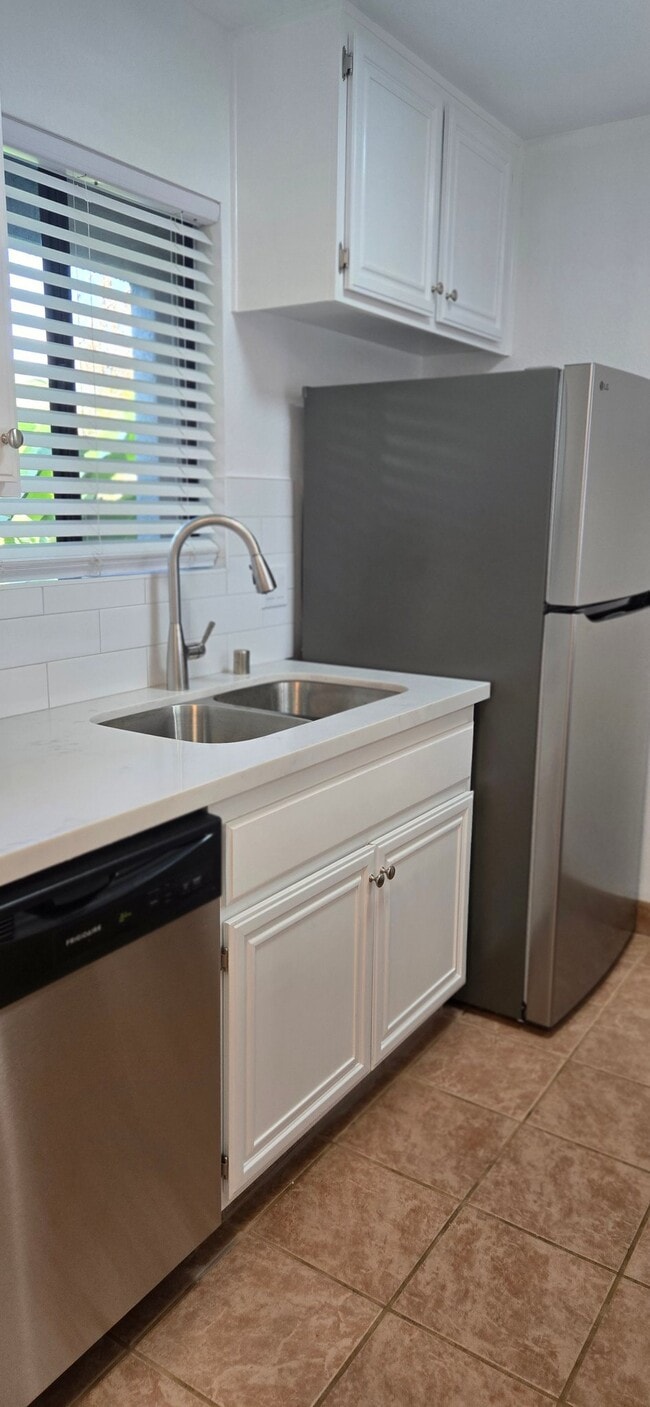 580 Nebraska Ave Unit 3