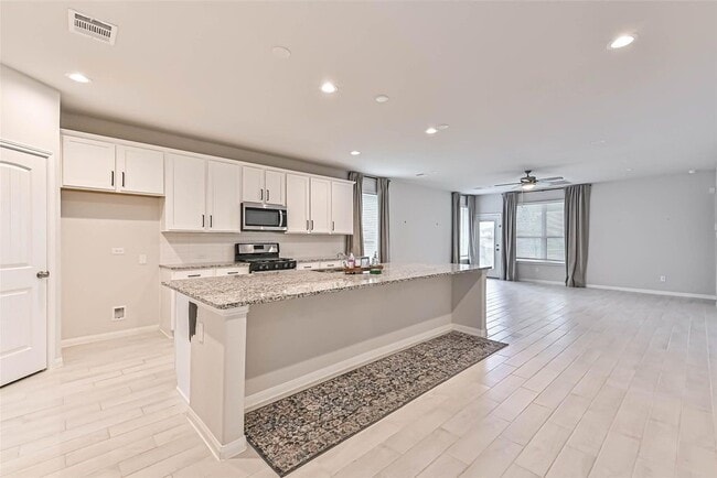 Photo - 77 Indian Wells Dr