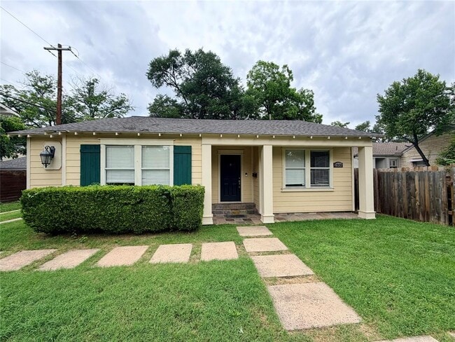 Photo - 2806 Harris Blvd