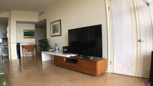 Photo - 151 Crandon Blvd Unit 833