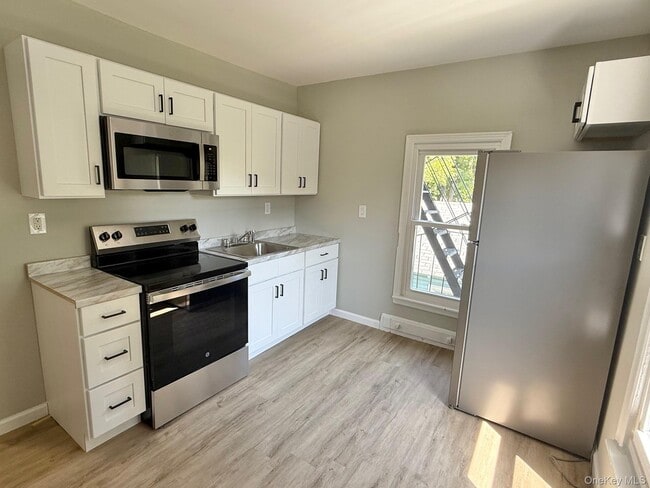 Photo - 108 Pine St Unit 2