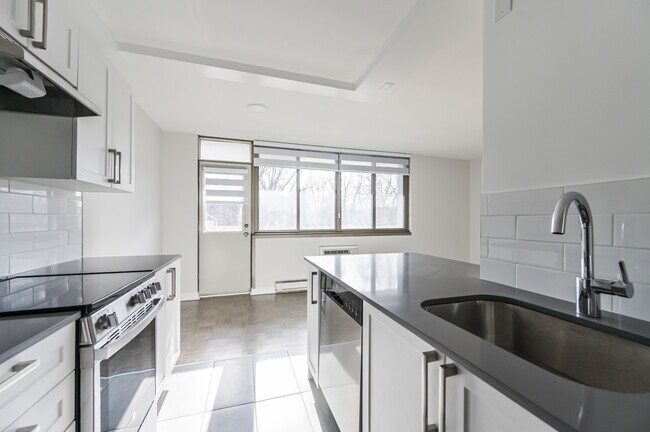 Photo - Mount Pleasant Tower Unit 00201