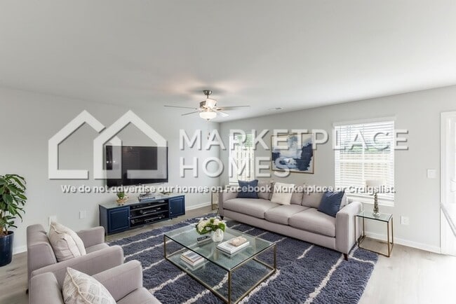 Building Photo - 4129 Hudson Ct SW