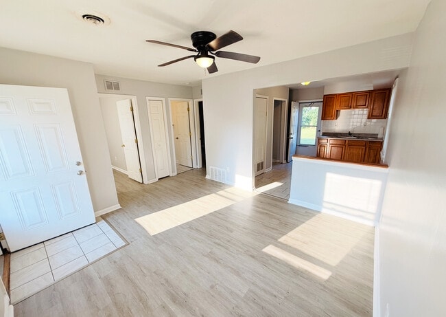 Photo - 23816 Kathleen Ave