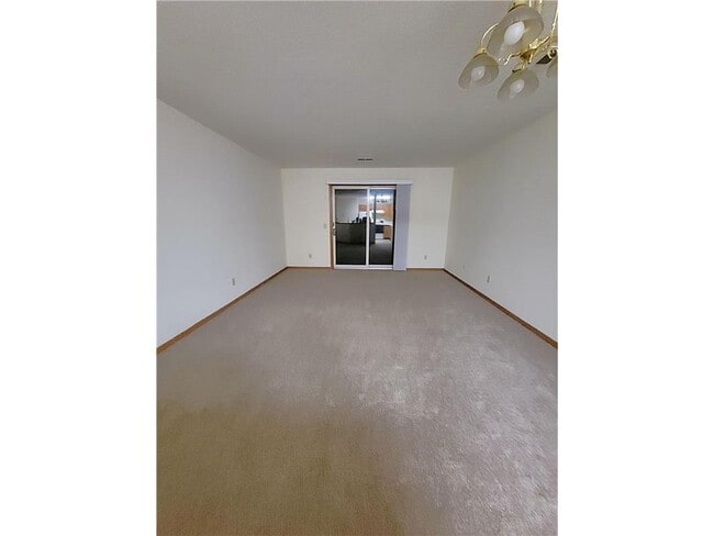 Photo - 855 Highview Dr