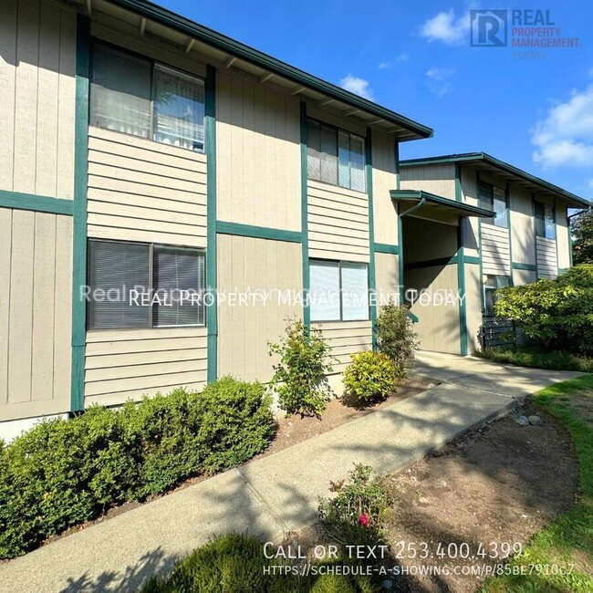 Great 2 Bedroom In Puyallup! - Great 2 Bedroom In Puyallup! Apartamento Unidad D