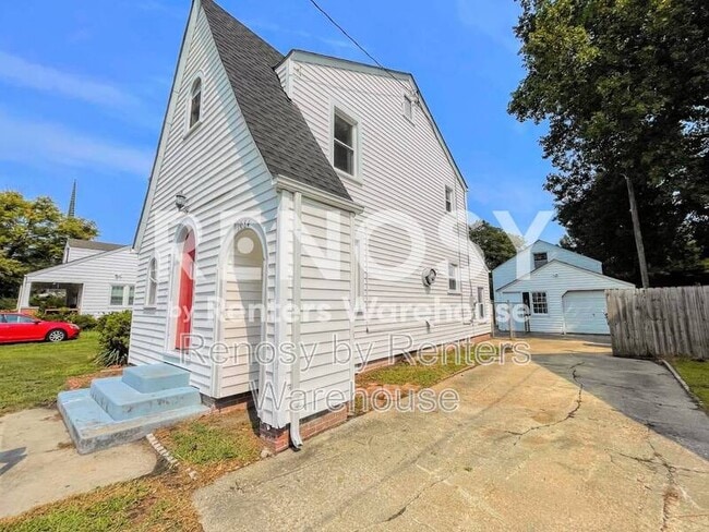 Photo - 1084 Norview Ave